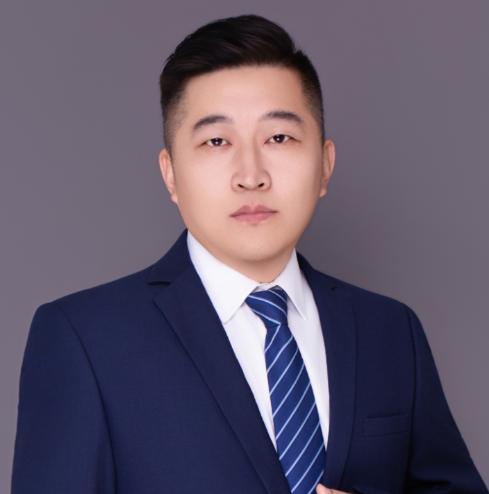 如何联系石东辉律师？